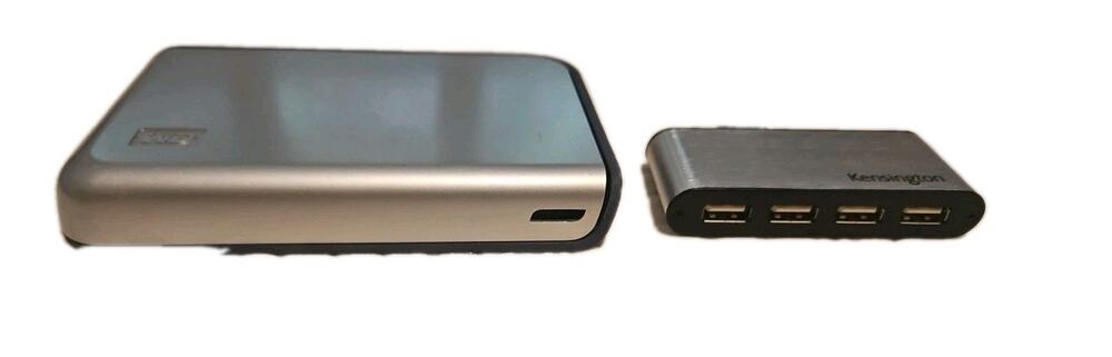 Western Digital My Passport WD800U017 & Kensington Pocket Hub USB 2.0 / 4 PORT
